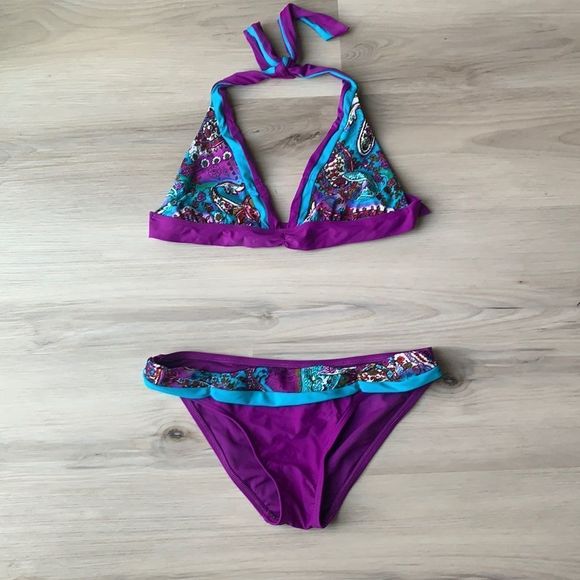 BECCA Other - Becca beach Bikini L
